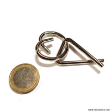 Load image into Gallery viewer, Bagel - wire puzzle