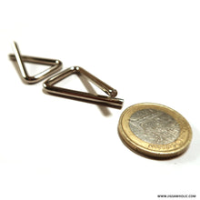 Load image into Gallery viewer, Triangles - wire puzzle